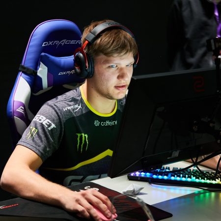 S1mple: CSGO oyuncusu hakkında her şey