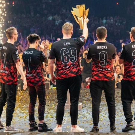 Faze wins for the first time a major on CS:GO against Na'Vi at the PGL Major Antwerp in Belgium